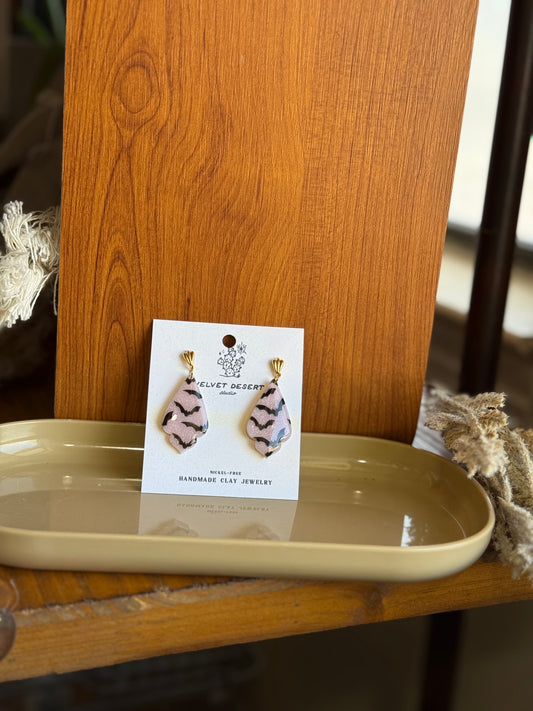 Shimmer Bat Droplets